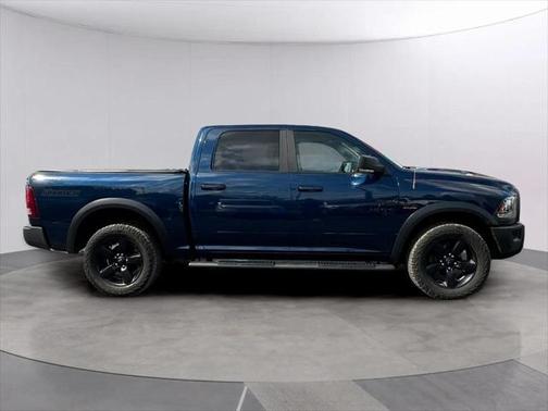 2019 RAM 1500 SLT