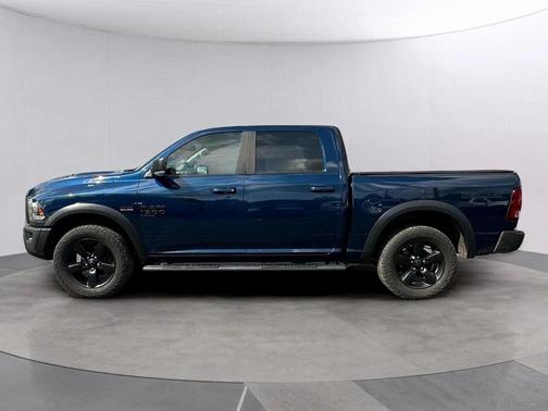 2019 RAM 1500 SLT