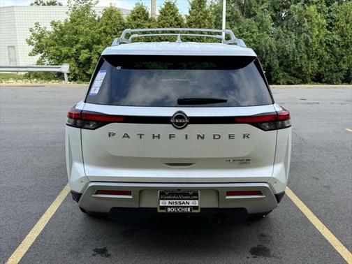 2025 Nissan Pathfinder Platinum 4WD