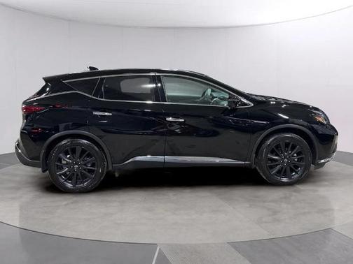 Black 2023 Nissan Murano SL