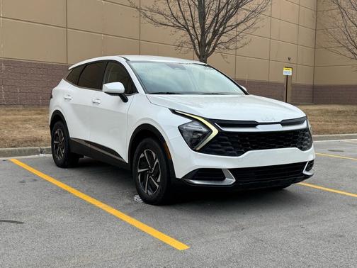 2023 Kia Sportage Hybrid LX
