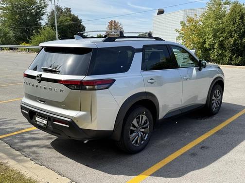 2025 Nissan Pathfinder SV 4WD