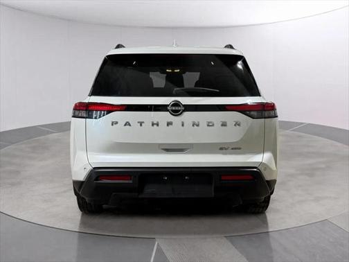 2024 Nissan Pathfinder SV 4WD