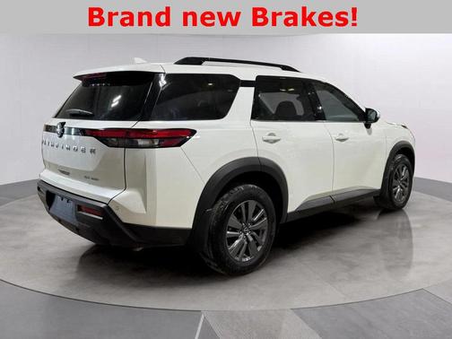 2024 Nissan Pathfinder SV 4WD
