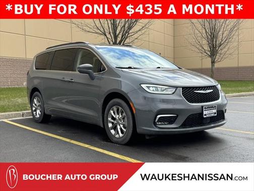 2022 Chrysler Pacifica Touring L