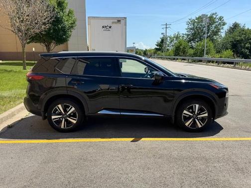 Black 2023 Nissan Rogue SL