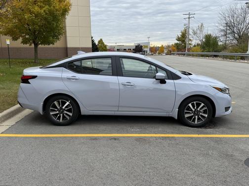 2025 Nissan Versa 1.6 SV