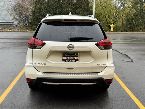 2018 Nissan Rogue SL