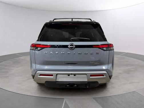2024 Nissan Pathfinder Platinum 4WD