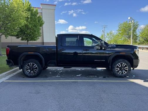 2021 GMC Sierra 2500 AT4