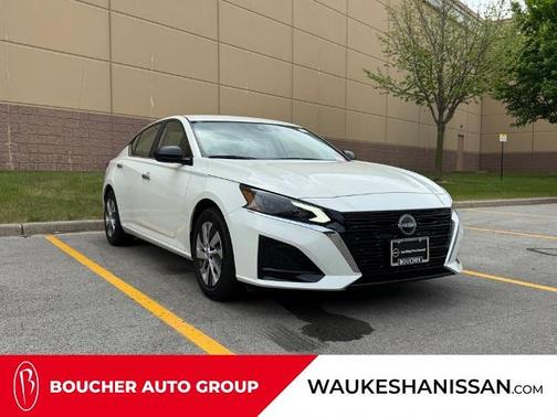 Glacier White 2025 Nissan Altima S