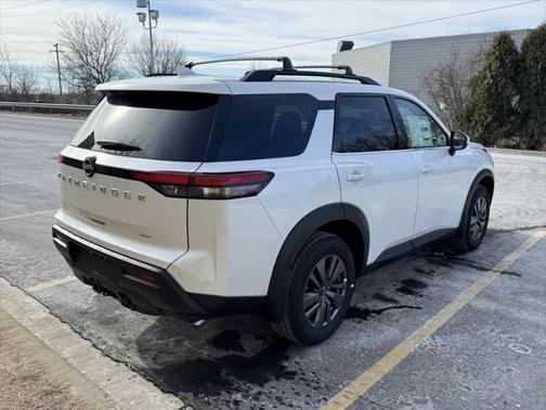 2025 Nissan Pathfinder SV 4WD