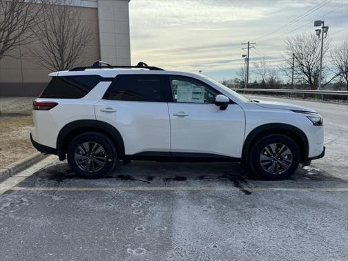 2025 Nissan Pathfinder SV 4WD