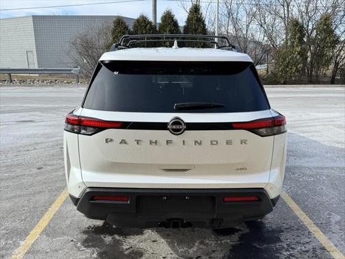 2025 Nissan Pathfinder SV 4WD