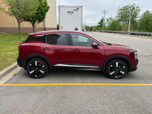 Scarlet Ember T 2025 Nissan Kicks SR