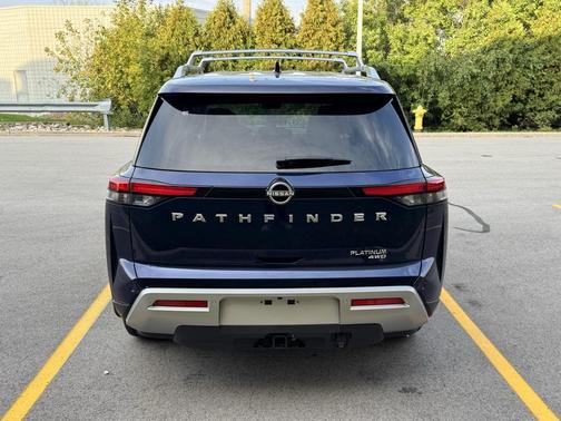2025 Nissan Pathfinder Platinum 4WD