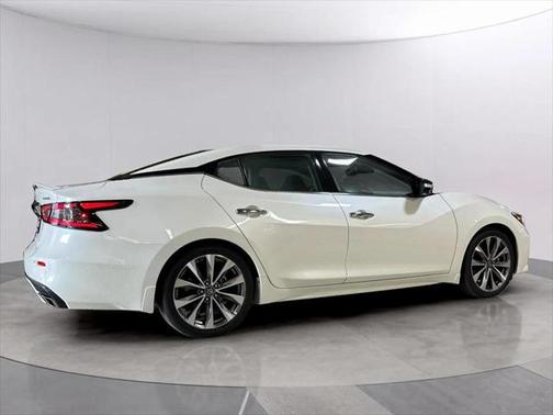 2022 Nissan Maxima 3.5 Platinum