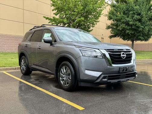 2025 Nissan Pathfinder SV 4WD