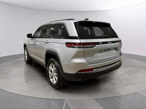 2023 Jeep Grand Cherokee Limited X