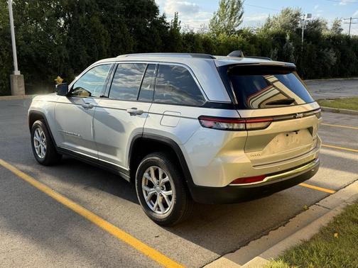 2023 Jeep Grand Cherokee Limited X