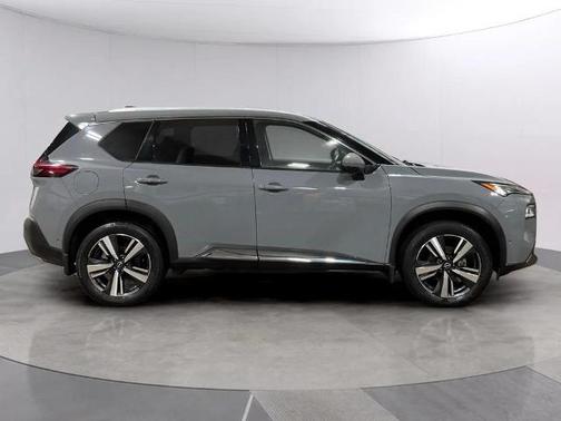 Boulder Gray Pearl 2023 Nissan Rogue SL