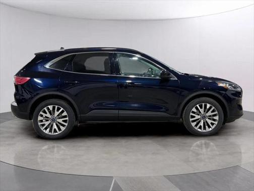 2021 Ford Escape Titanium