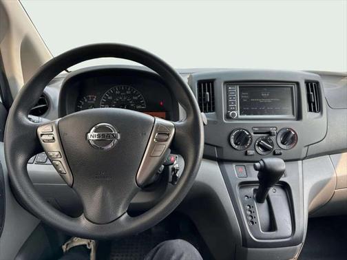 2021 Nissan NV200 SV