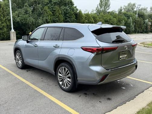 2021 Toyota Highlander Platinum