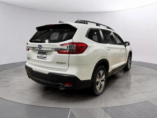 2024 Subaru Ascent Premium 7-Passenger