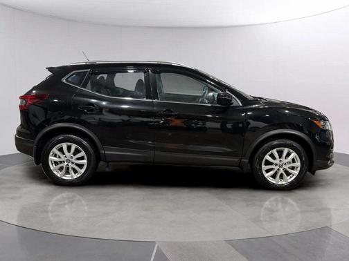 2021 Nissan Rogue Sport SV