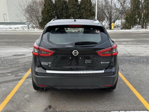 2021 Nissan Rogue Sport SV