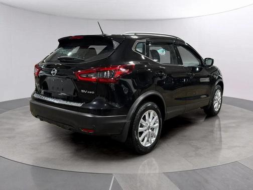 2021 Nissan Rogue Sport SV