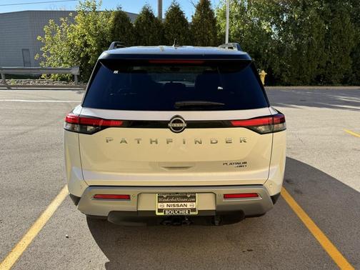 2025 Nissan Pathfinder Platinum 4WD