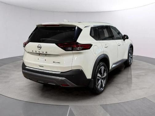 White 2023 Nissan Rogue SL