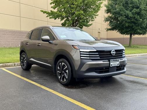 2025 Nissan Kicks SV