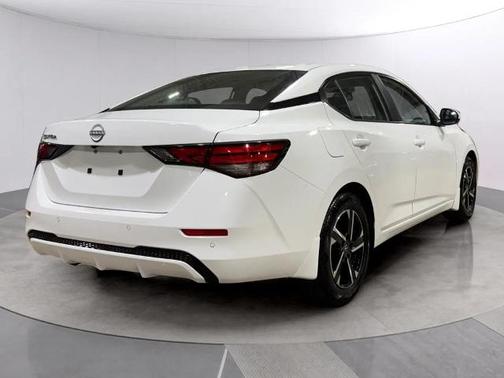 Cloud White 2025 Nissan Sentra SV