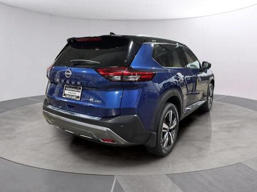 2 Tone Blue / Black 2023 Nissan Rogue SL