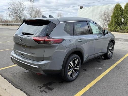 2025 Nissan Rogue SL