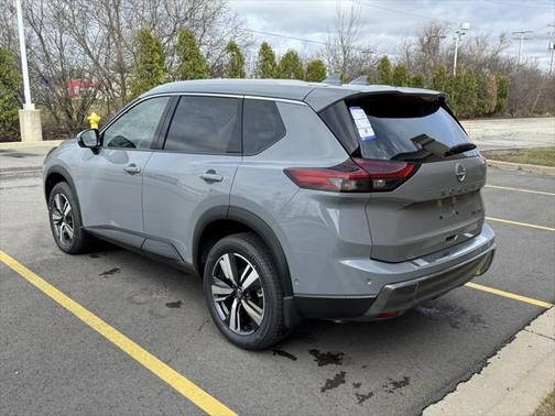 2025 Nissan Rogue SL