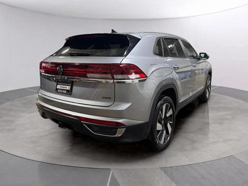 2024 Volkswagen Atlas Cross Sport 2.0T SE w/Technology 4MOTION