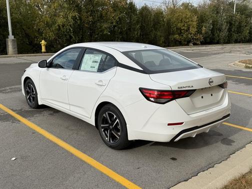 2025 Nissan Sentra SV