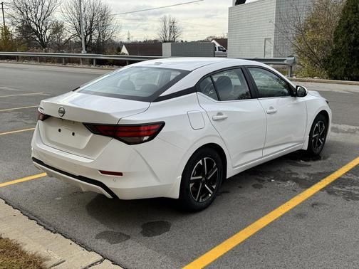 2025 Nissan Sentra SV