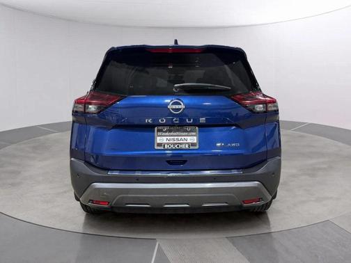 2022 Nissan Rogue SL