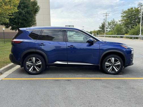 2022 Nissan Rogue SL