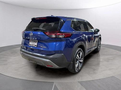 2022 Nissan Rogue SL
