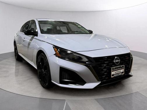 2023 Nissan Altima SR FWD