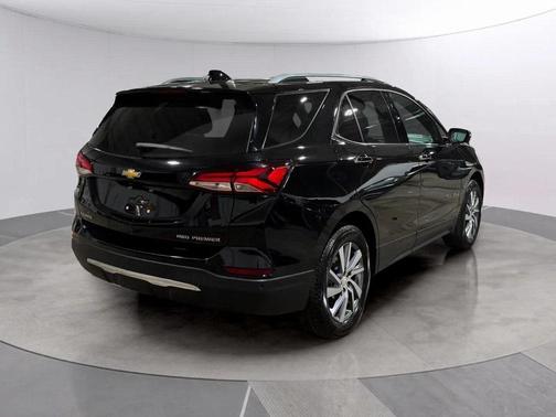 2022 Chevrolet Equinox Premier w/1LZ