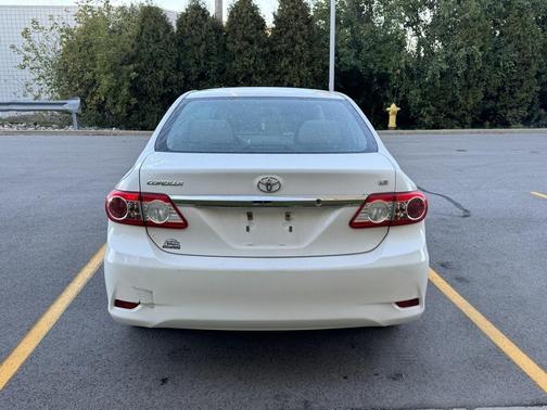 2012 Toyota Corolla LE