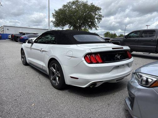 2015 Ford Mustang V6