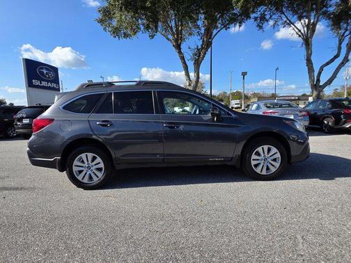 2018 Subaru Outback 2.5i Premium